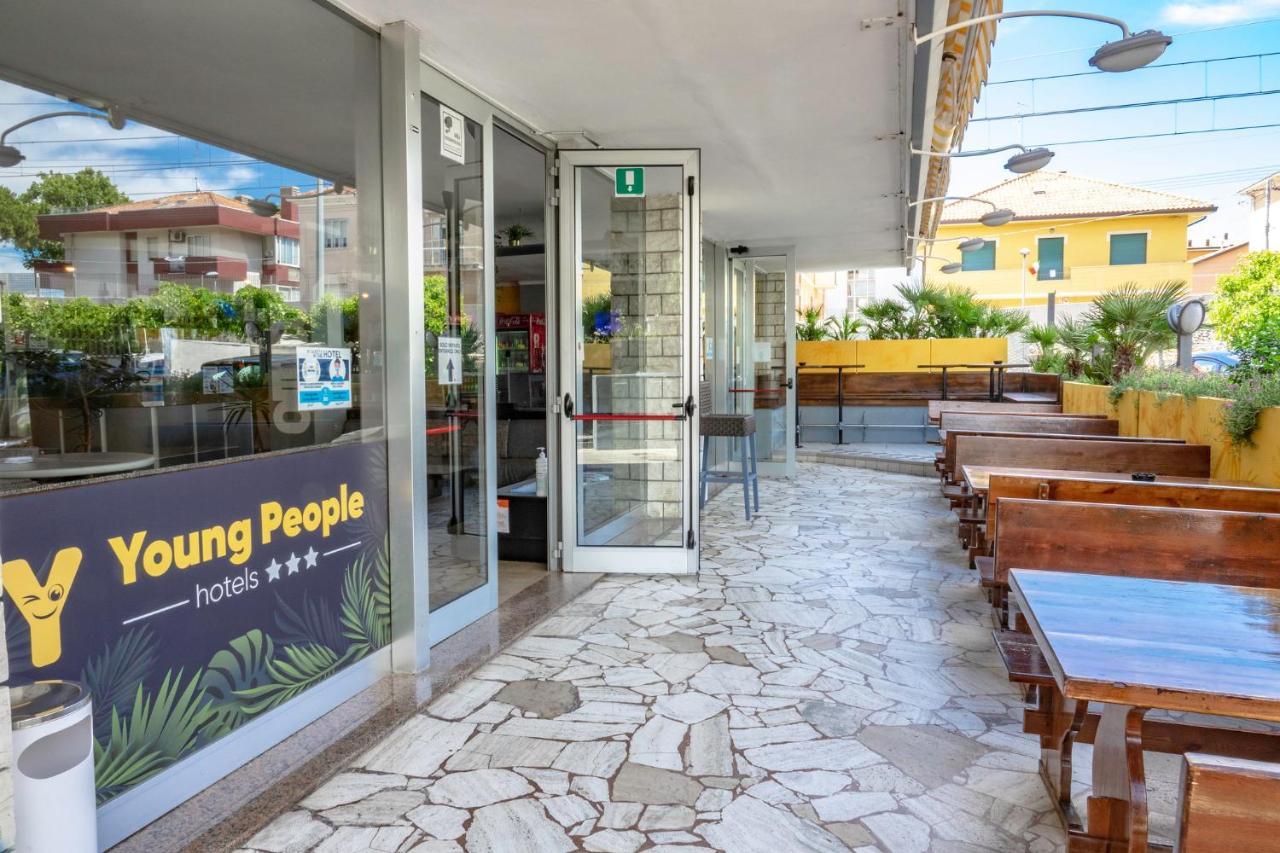 Hotel Morfeo - Young People Hotels (Adults Only) Rimini Zewnętrze zdjęcie