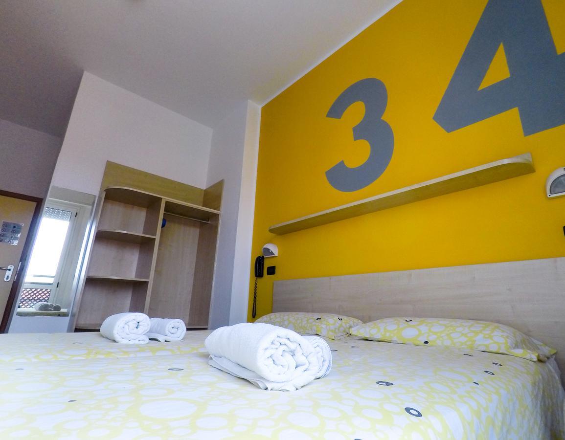 Hotel Morfeo - Young People Hotels (Adults Only) Rimini Zewnętrze zdjęcie